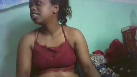 larissa645771 online show from 19, 11, 2025