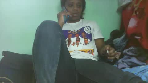 larissa645771 online show from 1, 12, 2025