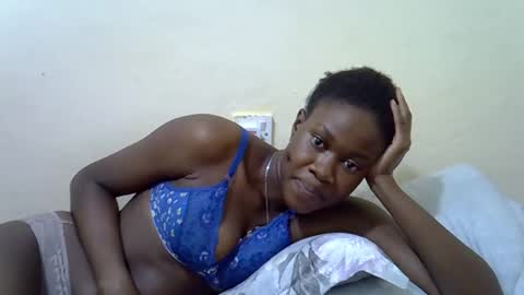 Snapshot of larn_c chatting on 20, 11, 2025 larn online show from 20, 11, 2025