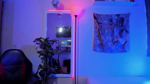 larry_stewart online show from 24, 11, 2025