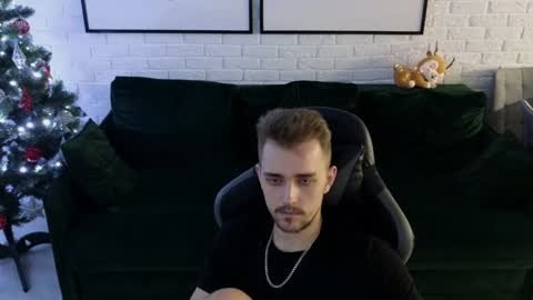 Snapshot of larstar01 chatting on 8, 12, 2024 Lars online show from 8, 12, 2024