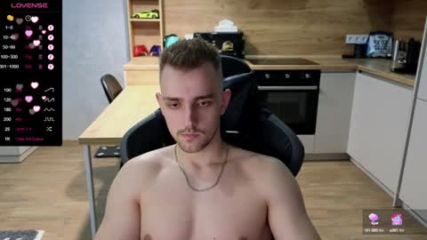 Snapshot of larstar01 chatting on 21, 1, 2025 Lars online show from 21, 1, 2025