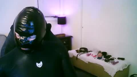 latexminheadroom online show from 20, 2, 2026