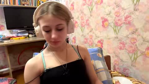 Snapshot of laticiacalicutt chatting on 7, 2, 2026 Amelia online show from 7, 2, 2026