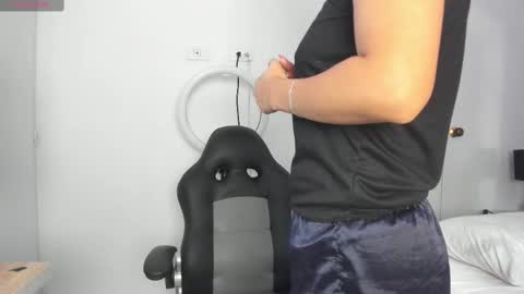 Johana y Santiago online show from 2, 3, 2025