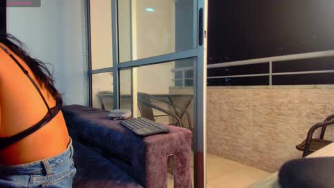 Snapshot of latin_couple77 chatting on 12, 12, 2024 Sara y Andy online show from 12, 12, 2024