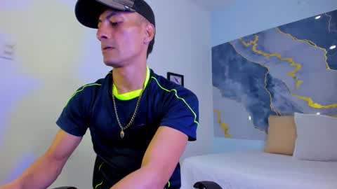 crissex  online show from 23, 10, 2025