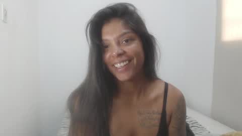 Snapshot of latin_meg chatting on 5, 5, 2026 M E G A N online show from 5, 5, 2026