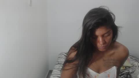 Snapshot of latin_meg chatting on 2, 6, 2026 M E G A N online show from 2, 6, 2026