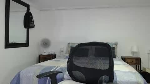 FLOR SALVAJE online show from 23, 12, 2025