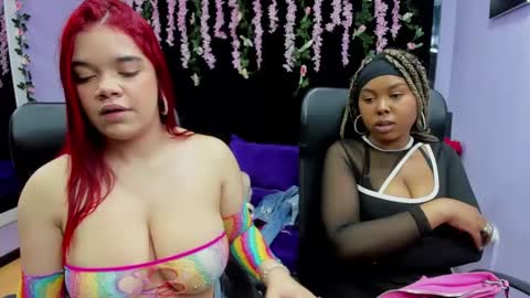 Snapshot of latinas_anales chatting on 11, 1, 2025 latinas_anales online show from 11, 1, 2025