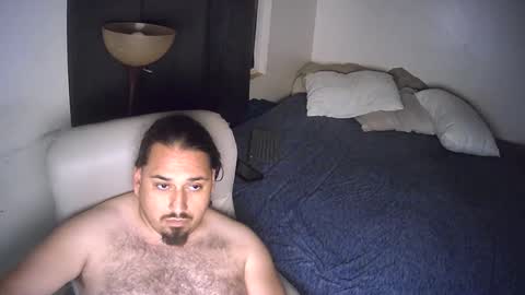 Snapshot of latinbb3030 chatting on 14, 10, 2025 LatinoBB online show from 14, 10, 2025