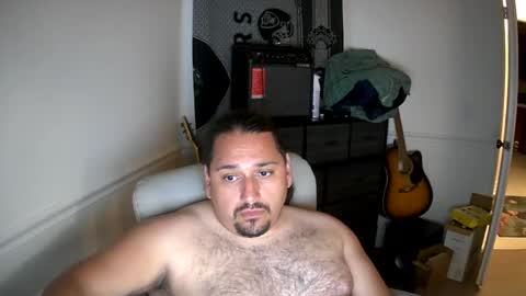 Snapshot of latinbb3030 chatting on 27, 7, 2026 LatinoBB online show from 27, 7, 2026