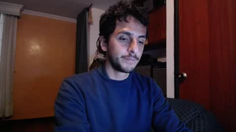 Snapshot of latincurious0 chatting on 1, 10, 2025 Juanito online show from 1, 10, 2025