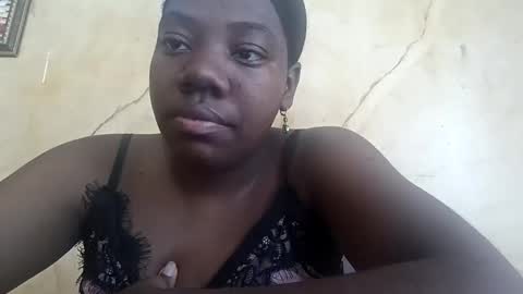 Latinhoney487 online show from 27, 3, 2026