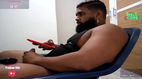 blackBear online show from 3, 2, 2025