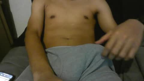 Snapshot of latinman7945 chatting on 7, 7, 2026 latinman7945 online show from 7, 7, 2026