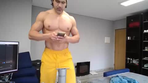 Snapshot of latino23bom chatting on 3, 2, 2026 sam online show from 3, 2, 2026