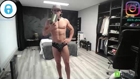 Snapshot of latino23bom chatting on 18, 3, 2026 sam online show from 18, 3, 2026