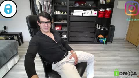 Snapshot of latino23bom chatting on 8, 4, 2026 sam online show from 8, 4, 2026