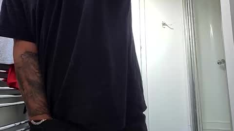 Snapshot of latino8484 chatting on 9, 11, 2025 latino8484 online show from 9, 11, 2025