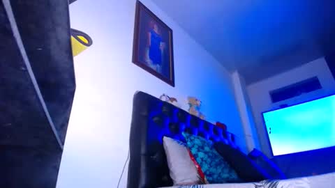 Snapshot of latino_hot_sexy_ chatting on 25, 1, 2025 valentina online show from 25, 1, 2025