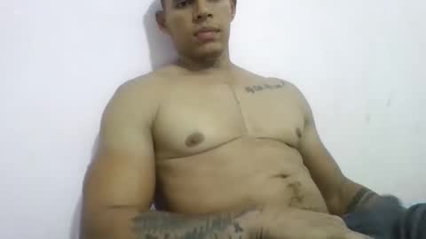 Snapshot of latinoxxl22cm chatting on 19, 2, 2025 latinoxxl22cm online show from 19, 2, 2025