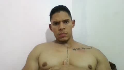 Snapshot of latinoxxl22cm chatting on 27, 2, 2025 latinoxxl22cm online show from 27, 2, 2025