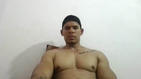 Snapshot of latinoxxl22cm chatting on 4, 3, 2025 latinoxxl22cm online show from 4, 3, 2025