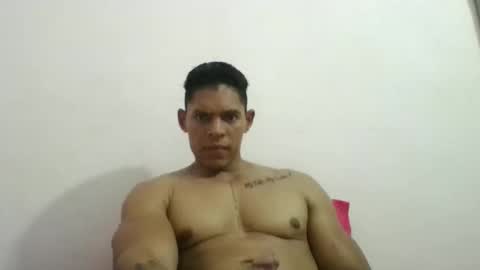 Snapshot of latinoxxl22cm chatting on 7, 3, 2025 latinoxxl22cm online show from 7, 3, 2025