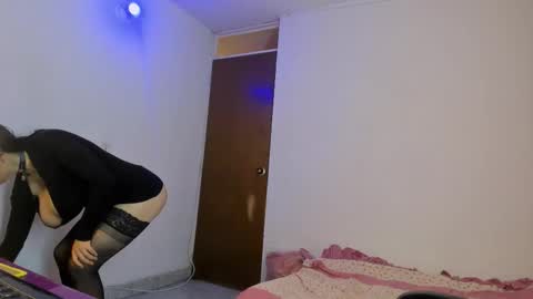 Snapshot of latinsweetx19 chatting on 21, 2, 2026 LatinSweetx 19 online show from 21, 2, 2026