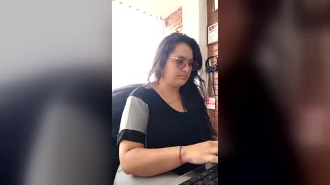 Snapshot of latinwishes chatting on 13, 7, 2026 Julieta online show from 13, 7, 2026