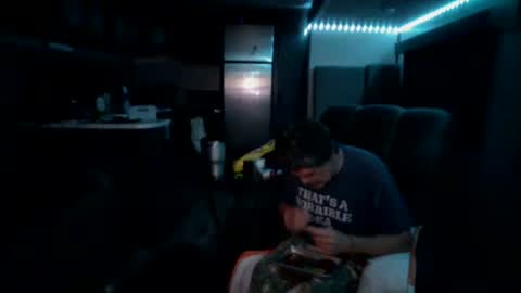 latniter online show from 10, 1, 2025