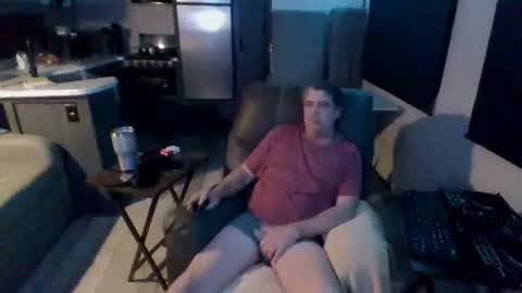 latniter online show from 31, 1, 2025