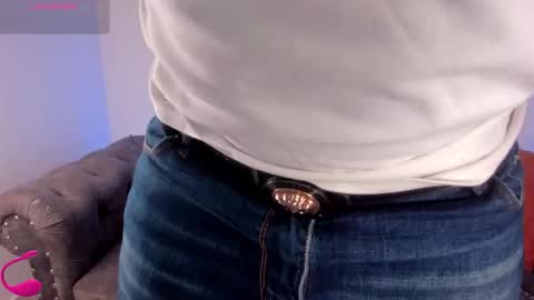 Snapshot of latrellx7 chatting on 7, 2, 2026 LEANDRO online show from 7, 2, 2026