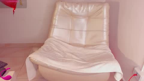 Snapshot of latrellx7 chatting on 15, 2, 2026 LEANDRO online show from 15, 2, 2026