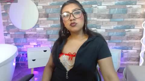 laulin_tay online show from 1, 3, 2026