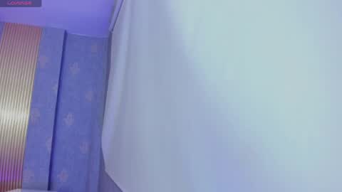 Snapshot of laulin_tay chatting on 8, 6, 2026 laulin_tay online show from 8, 6, 2026