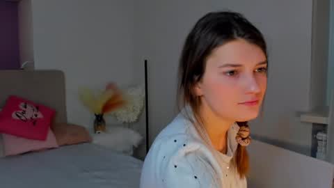 Laura online show from 10, 2, 2025