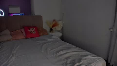 Laura online show from 14, 2, 2025