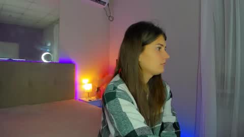 Laura online show from 24, 9, 2025