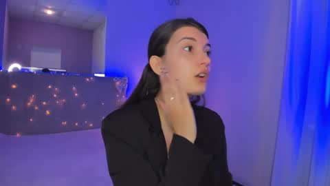 Laura online show from 15, 5, 2026