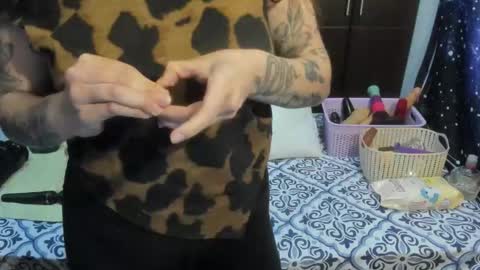  Wen  online show from 16, 2, 2026