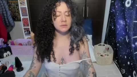 Snapshot of laura_anal_ chatting on 23, 4, 2026 Wen online show from 23, 4, 2026