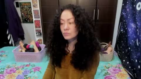 Snapshot of laura_anal_ chatting on 28, 4, 2026 Wen online show from 28, 4, 2026