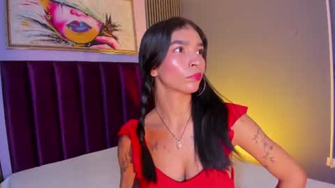 Snapshot of laura_aristizabal_19 chatting on 1, 7, 2026 Laura online show from 1, 7, 2026