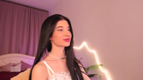 Snapshot of laura_coy chatting on 9, 2, 2026 Laura online show from 9, 2, 2026