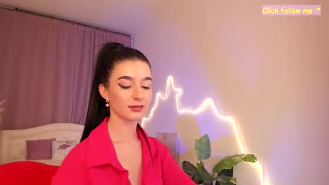 Snapshot of laura_coy chatting on 27, 2, 2026 Laura online show from 27, 2, 2026