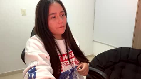 laura online show from 19, 11, 2025