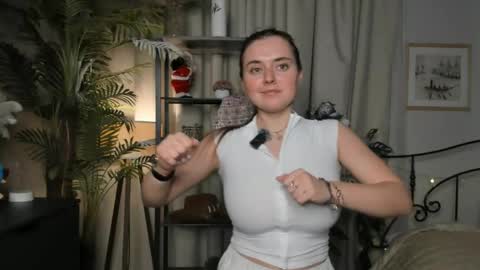 Snapshot of laura_mutti chatting on 18, 4, 2026 Samantha online show from 18, 4, 2026